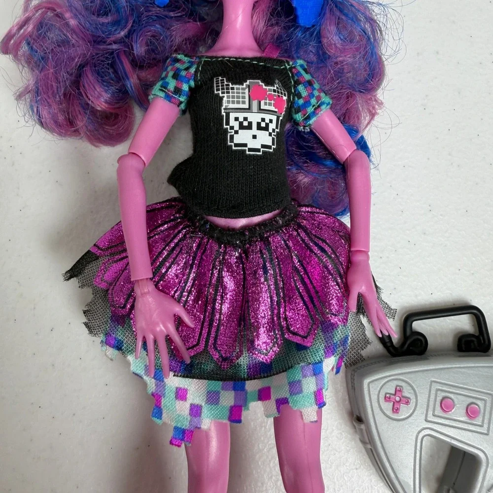 Monster High Kjersti Trollson Brand-Boo Students Doll Pink Gamer Troll Mattel